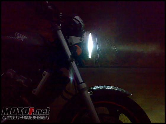 2010053167.jpg
