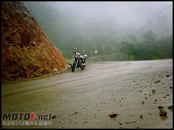 2010053165.jpg