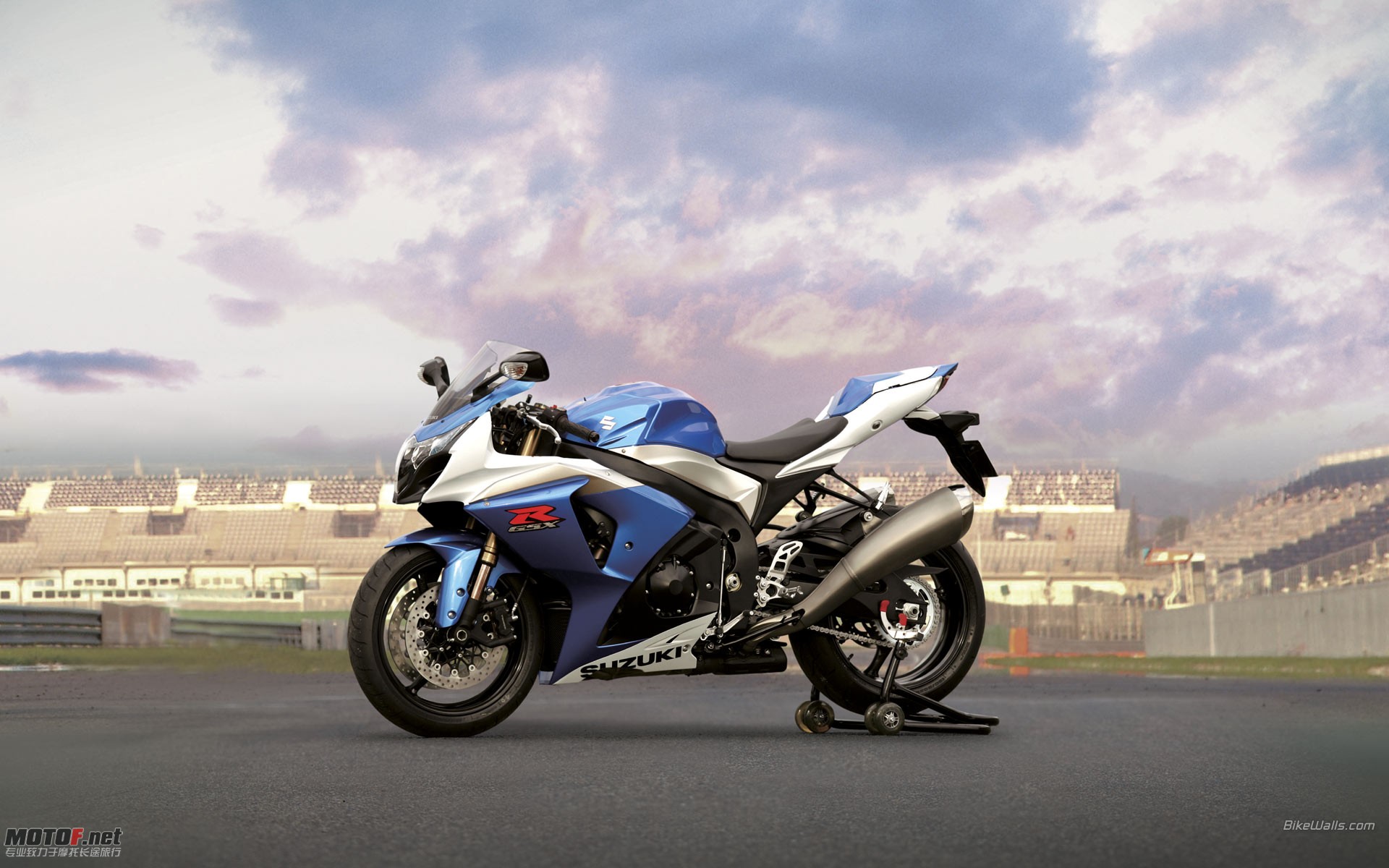 Suzuki_GSX-R1000_2009_34.jpg