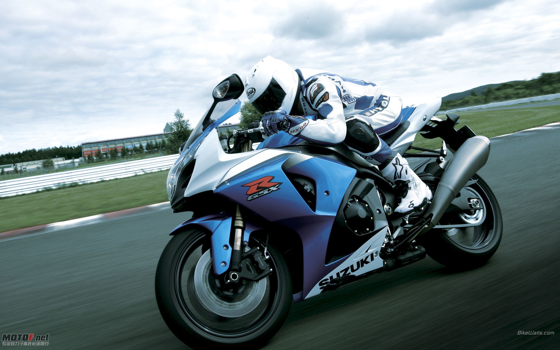 Suzuki_GSX-R1000_2009_26.jpg