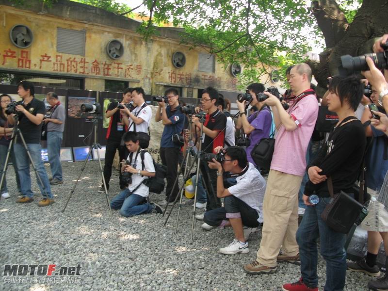 B 08.JPG