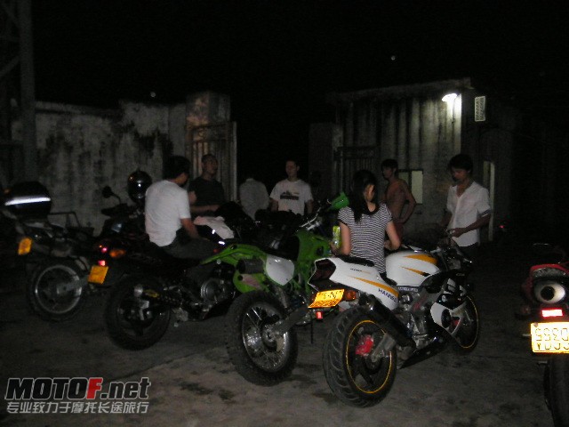 6.8晚上聚会 025.jpg