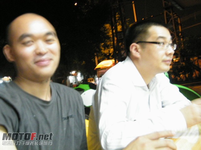 6.8晚上聚会 029.jpg
