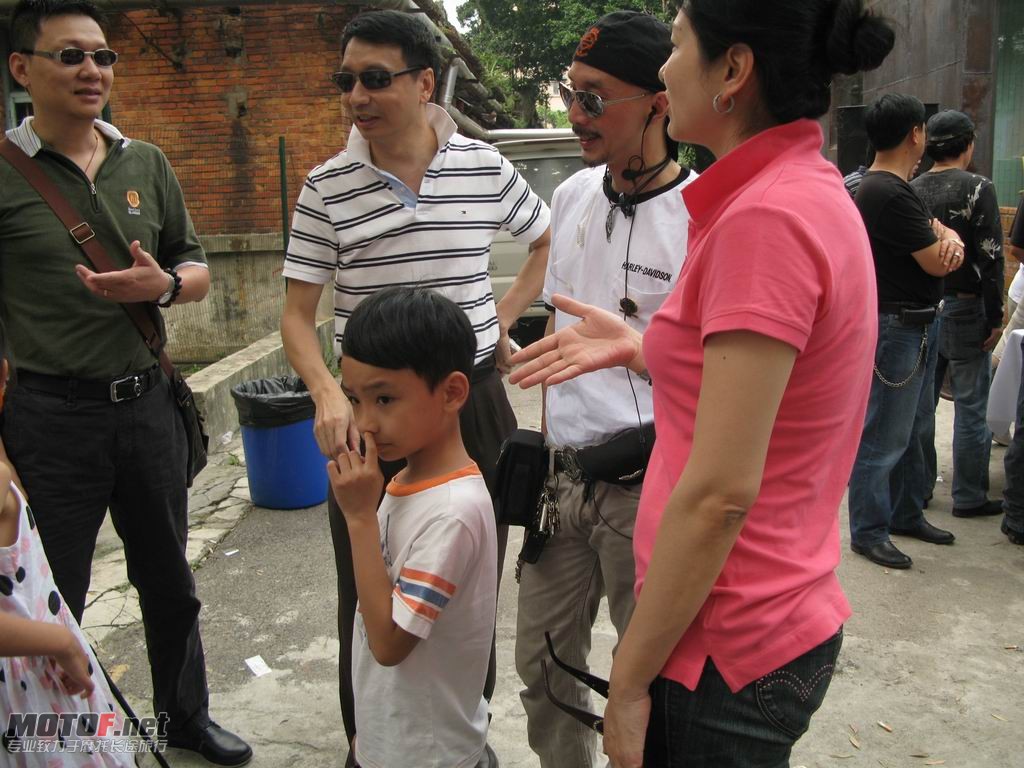L 09.JPG