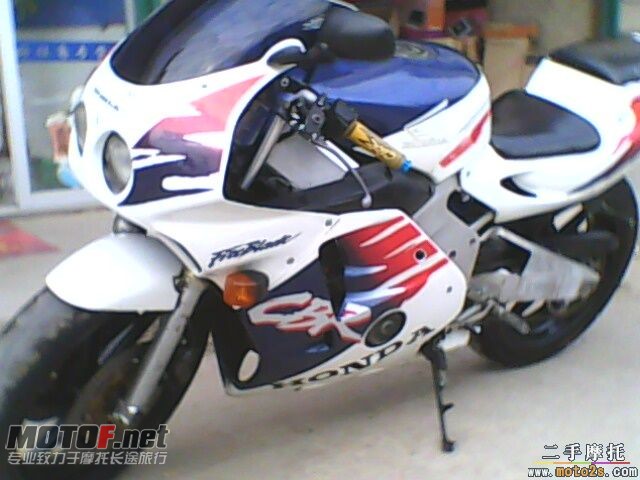 cbr22.jpg