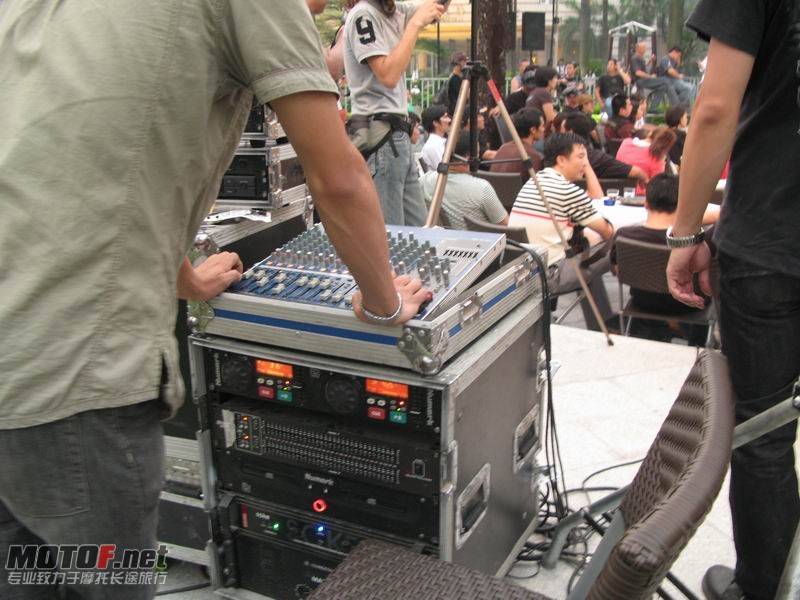 R 42.JPG