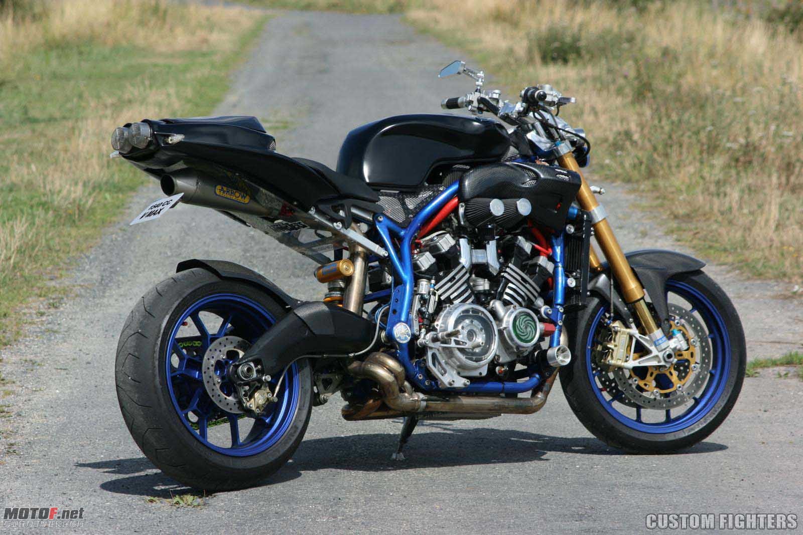 yamaha_vmax_streetfighter_16.jpg