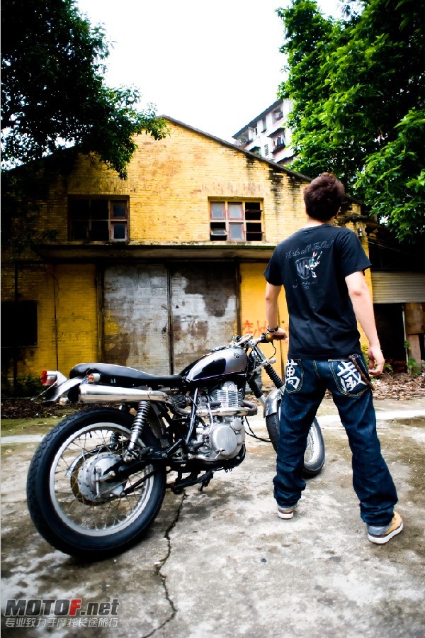 J~0HGV2T9JD[P9B$`EDMDOJ.jpg