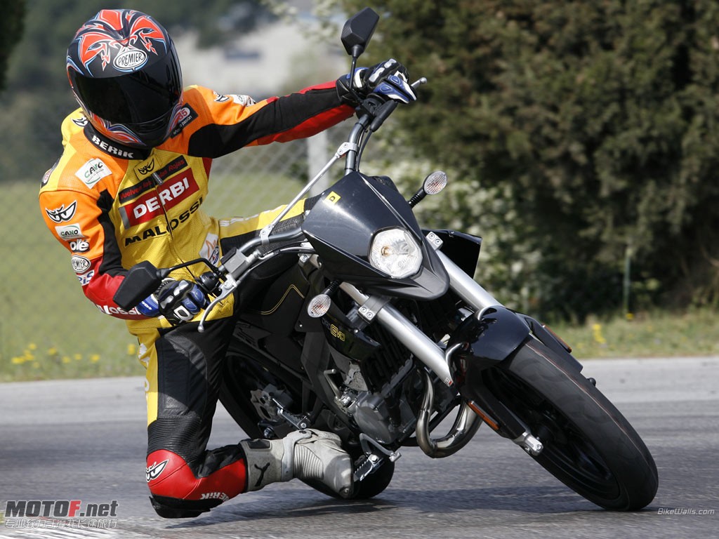 Derbi_DRD_EVO_50_SM_2008_05_1024x768.jpg