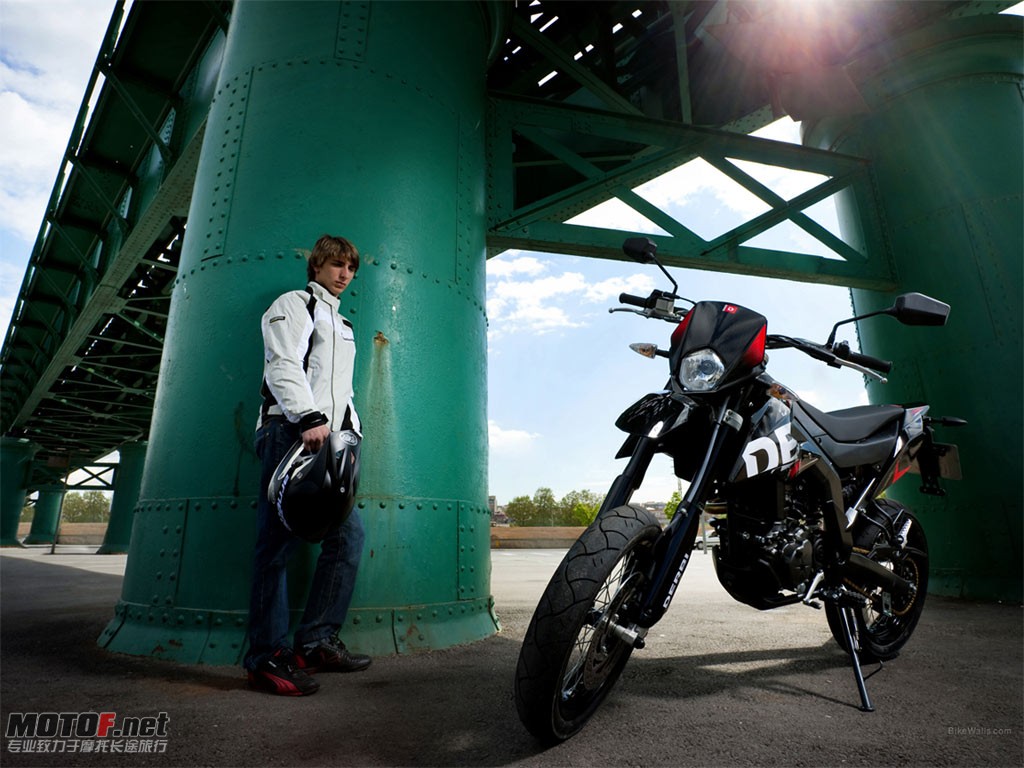 Derbi_Sendra_DRD_SM_2009_03_1024x768.jpg