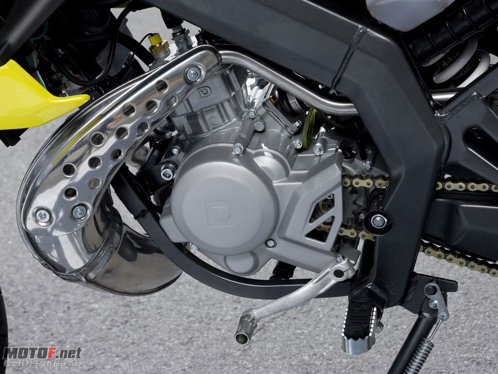 Derbi_DRD_EVO_50_SM_2008_08_1024x768.jpg
