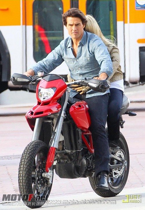 Knight_and_Day_Ducati_Aprilia.jpg