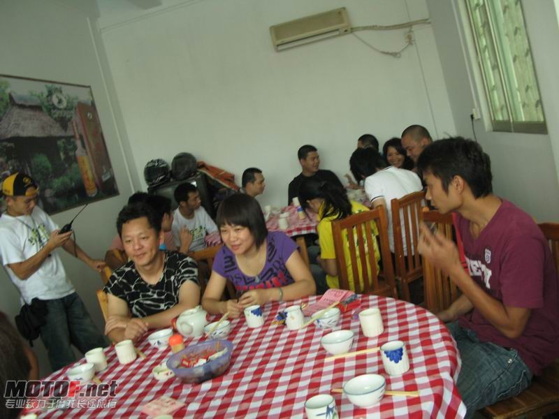 J 03.JPG