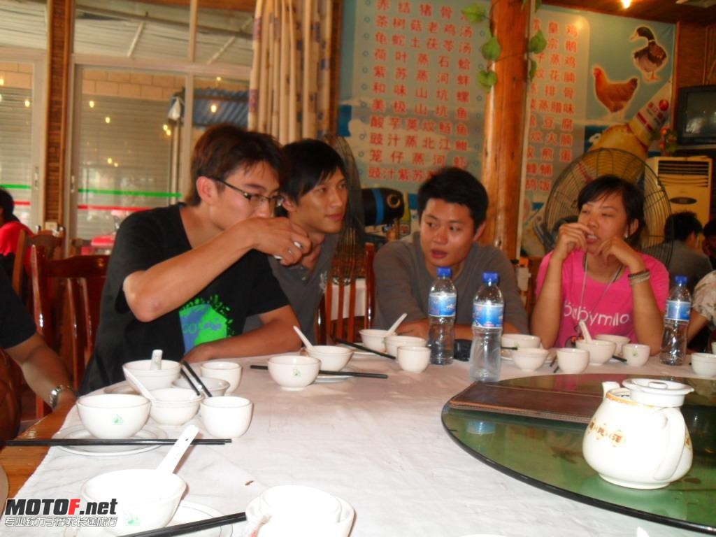 1006281509610d13be299714ca.jpg
