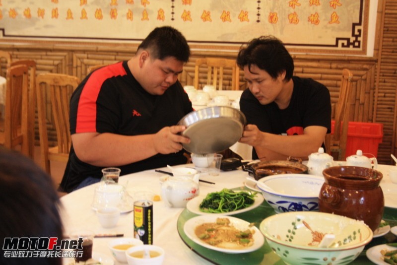 100630161085fc1f76abc8cb01.jpg