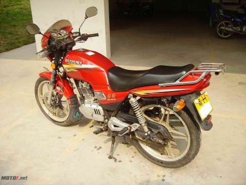 2004年原装豪爵SUZUKI“钻豹”HJ125K摩托车