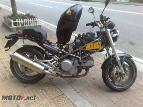 Ducati M400