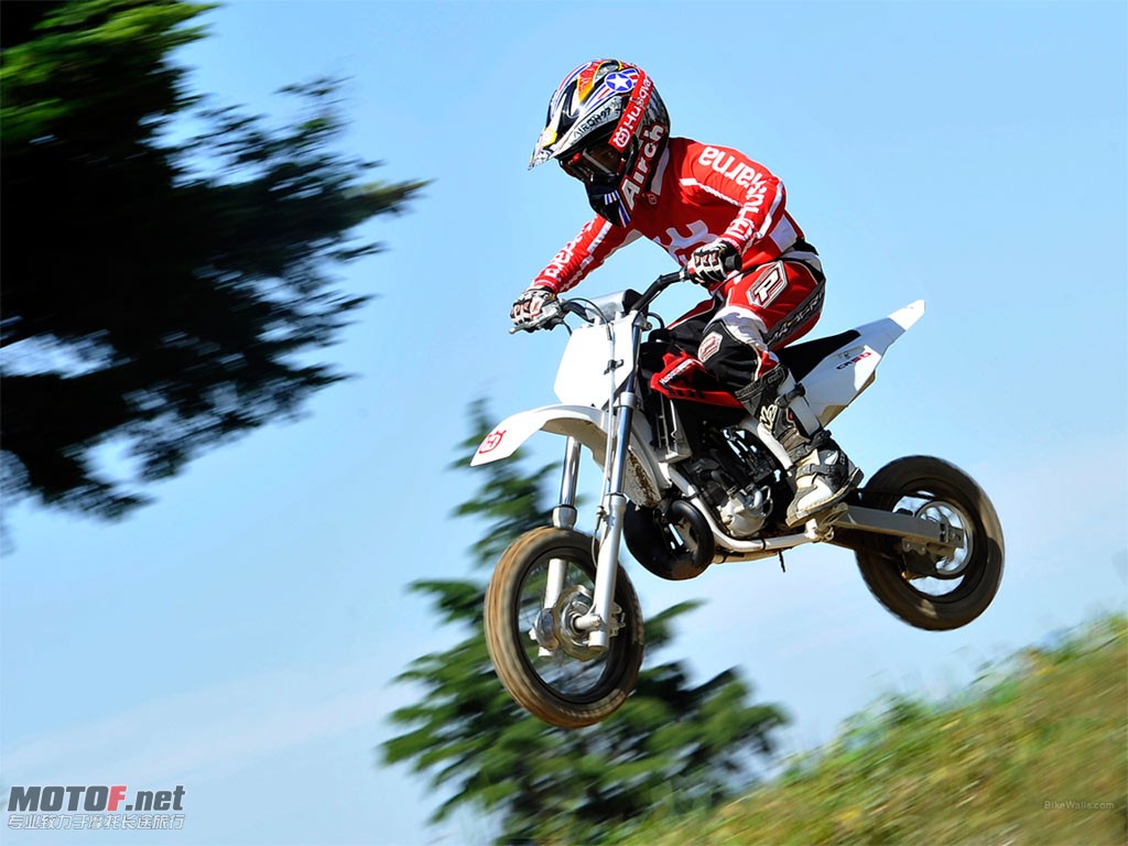 Husqvarna_CR_50_2010_01_1024x768.jpg