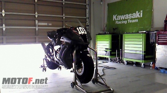 zx10r_2011_suzuka_1.jpg