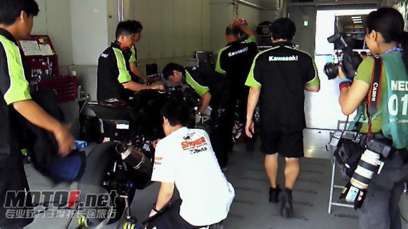 zx10r_2011_suzuka_4.jpg