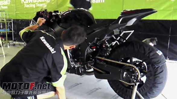 zx10r_2011_suzuka_2.jpg