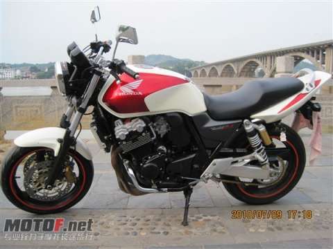 06年绝色CB400 VTEC 3