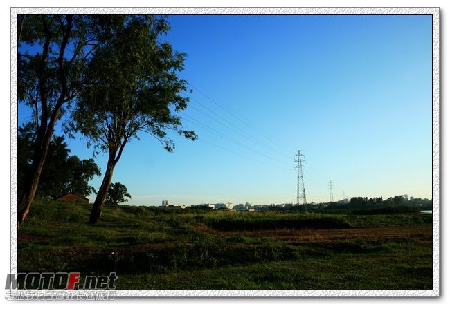 IMG_0877b.jpg