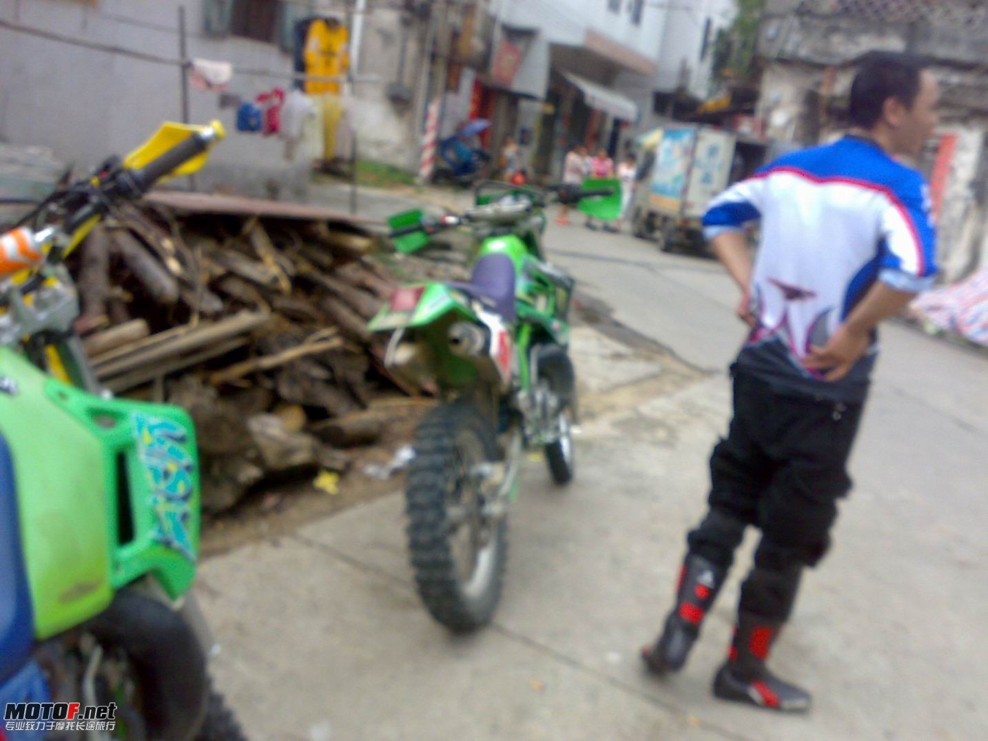 201007181097.jpg