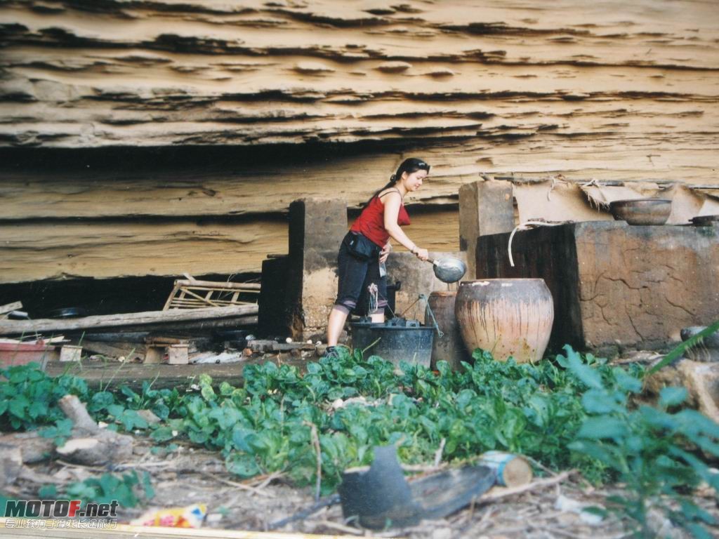 122.JPG
