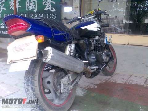 XJR400