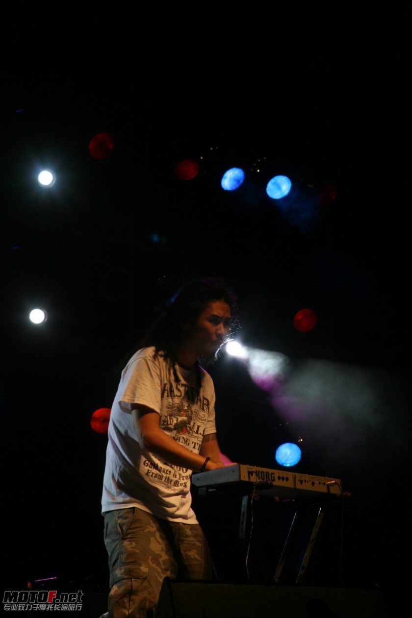 r7.jpg