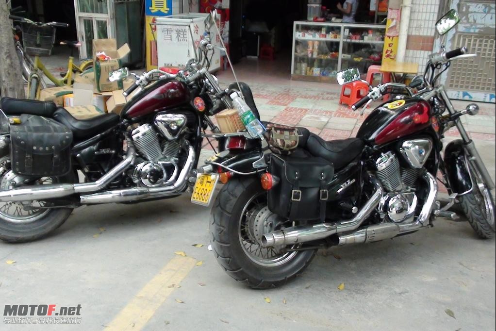 两部纯正部品的400cc   