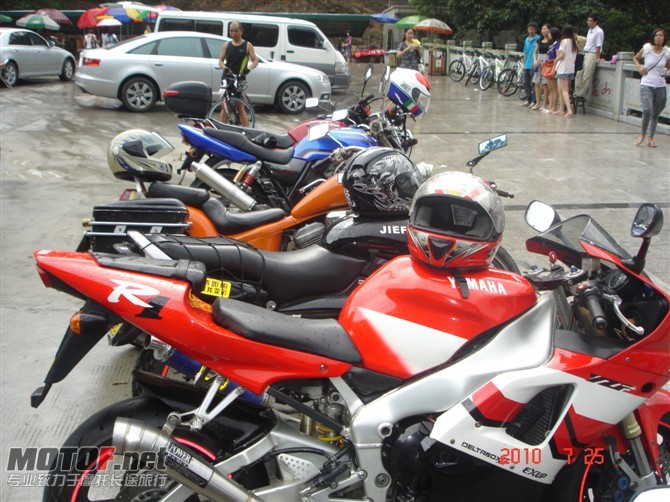 R1 