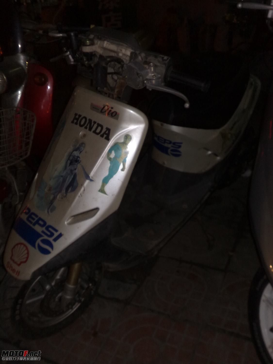 20100528984.jpg