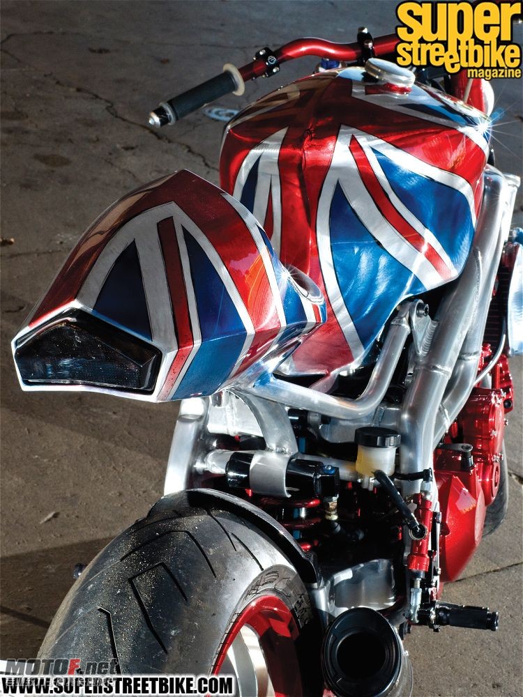 1007_sbkp_07_z 2007_triumph_speed_triple tail_section.jpg
