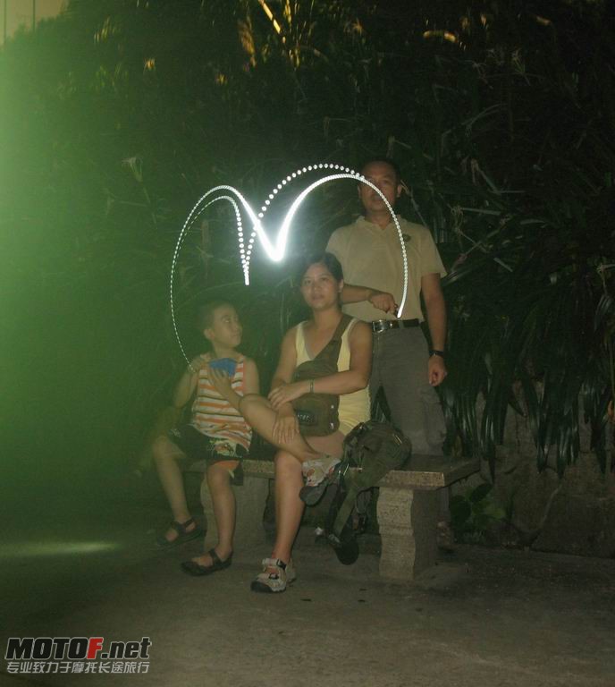 09.jpg