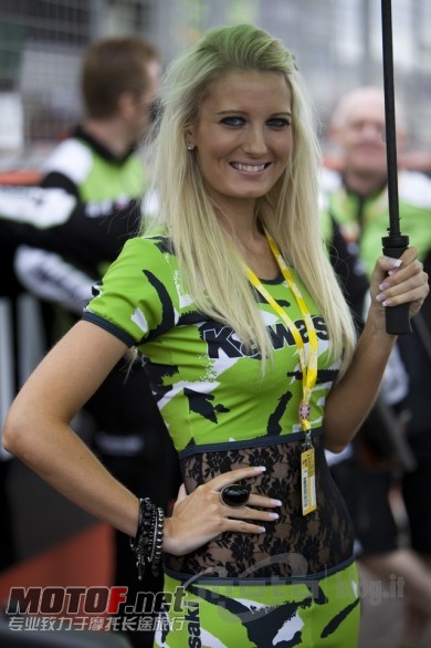 paddock_girls_silverstone_32.jpg