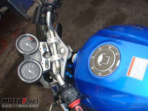 cb 400