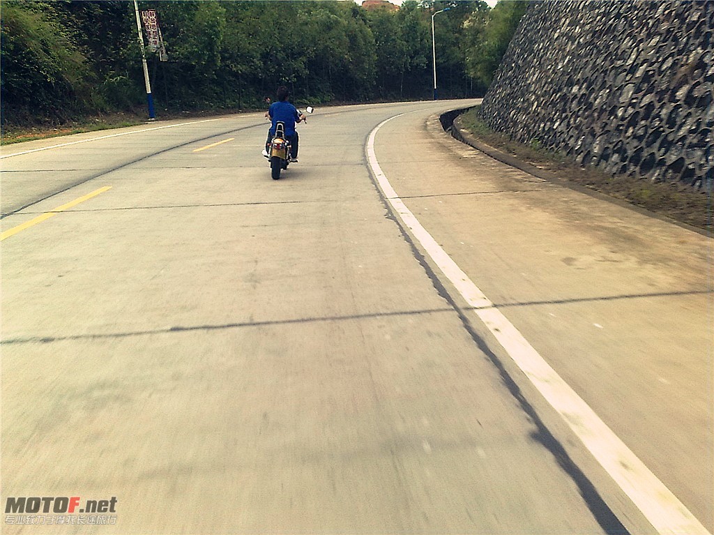 20100808354_副本.jpg