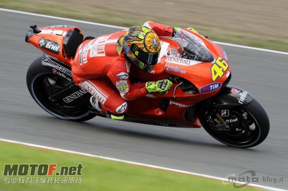 rossi_ducati_01.jpg