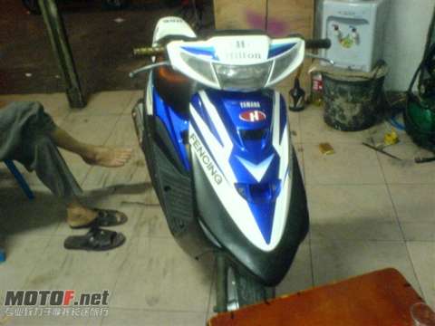 jog ZR