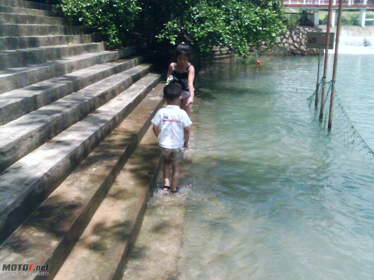 201008101145_00132.jpg