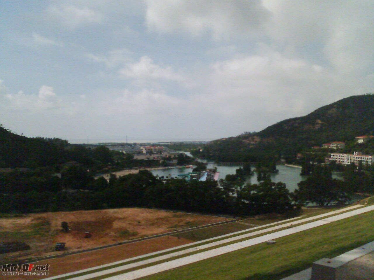 201008101013_00127.jpg