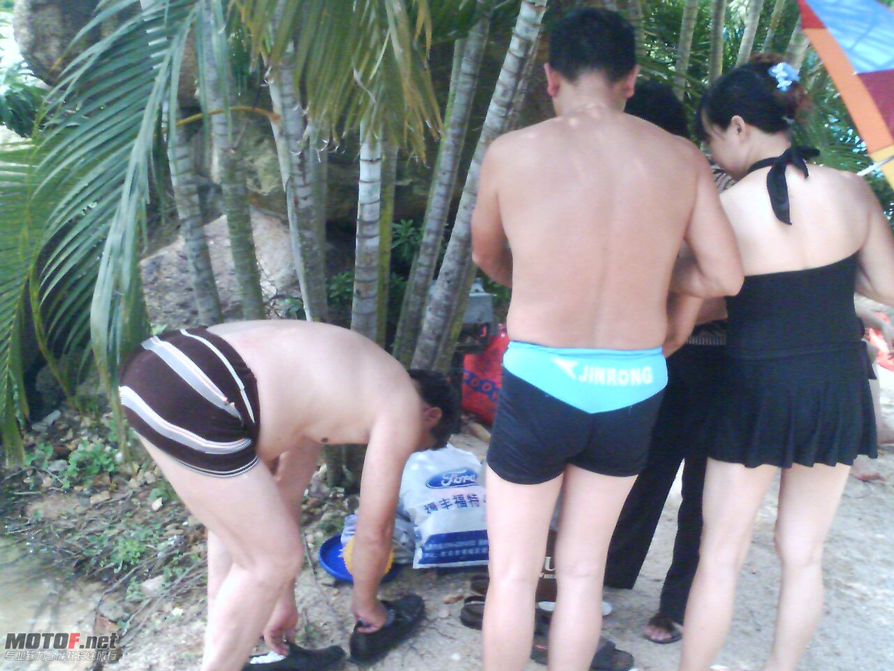 201008101423_00166.jpg
