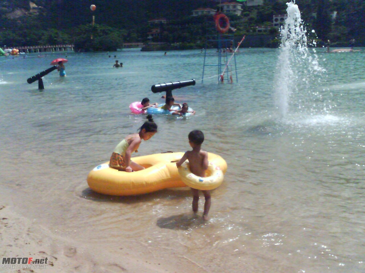 201008101422_00165.jpg