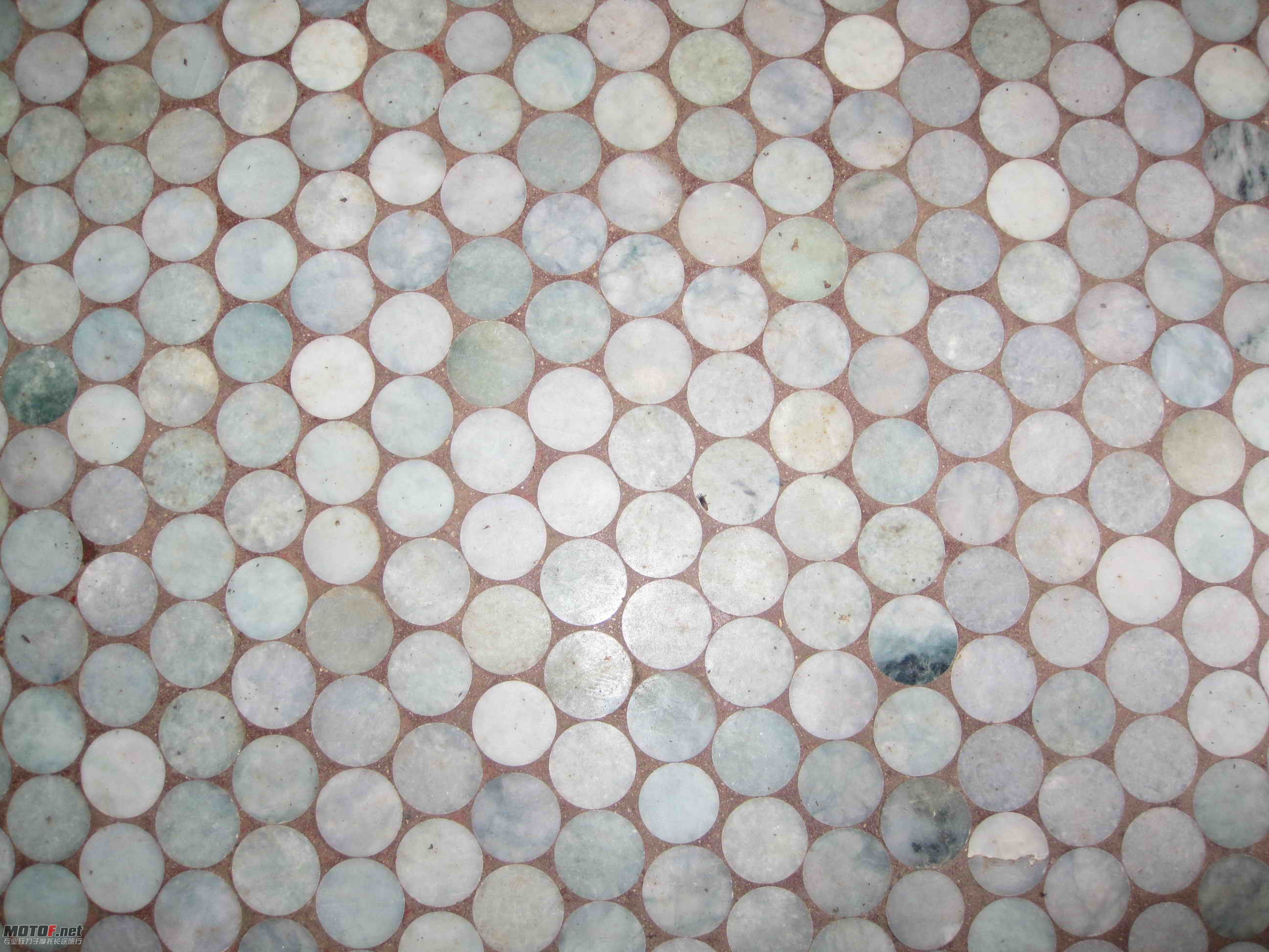 玉石铺路.jpg