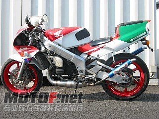 90-99nsr250r18.jpg