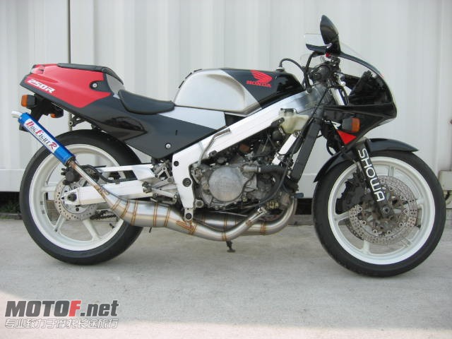 88-89NSR250R-sten-chamber023.jpg