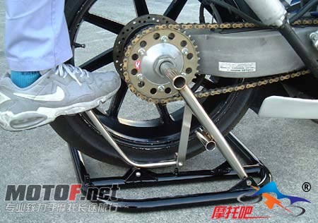 battle_rearstand.jpg