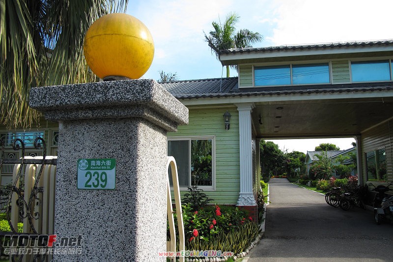 F23_20100813112556874.jpg